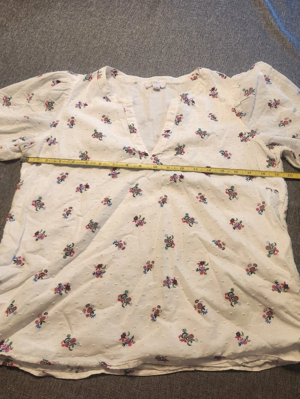 LOFT Womens Size Medium White Blouse with Floral Embroidery And Split Vee Neck